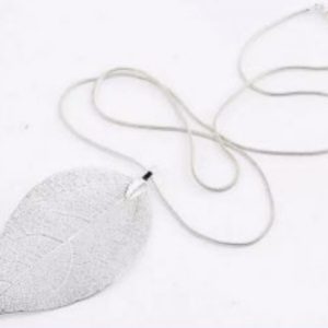 925 Silver Leaf Necklace. Delicately Handmade for Ladies and Woman that like to dress up fashionable