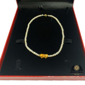 Feng shui 5-6mm natural pearls Necklace 18k gold plated 925 pure silver base Pixiu Pi Yao, 18k gold plated clasp unique design for woman girls teens luck, abundance money attraction