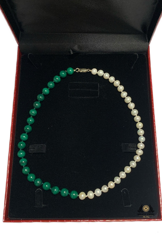 Unisex Woman Necklace Man Necklace handmade of Natural 10mm Pearls, Malachite and a 925 silver clasp