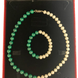 Unisex Woman and Man Bracelet and Necklace set handmade of Natural 10mm Pearls, Malachite and a 925 silver clasp